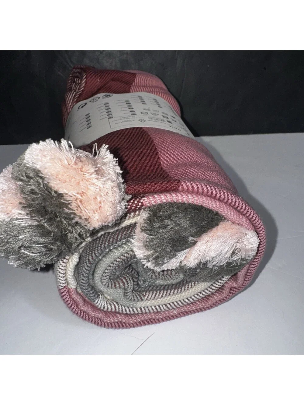 IKEA of Sweden LINDSVÄRMARE Throw Blanket Pink Gray Tassels Cotton 43”x67”